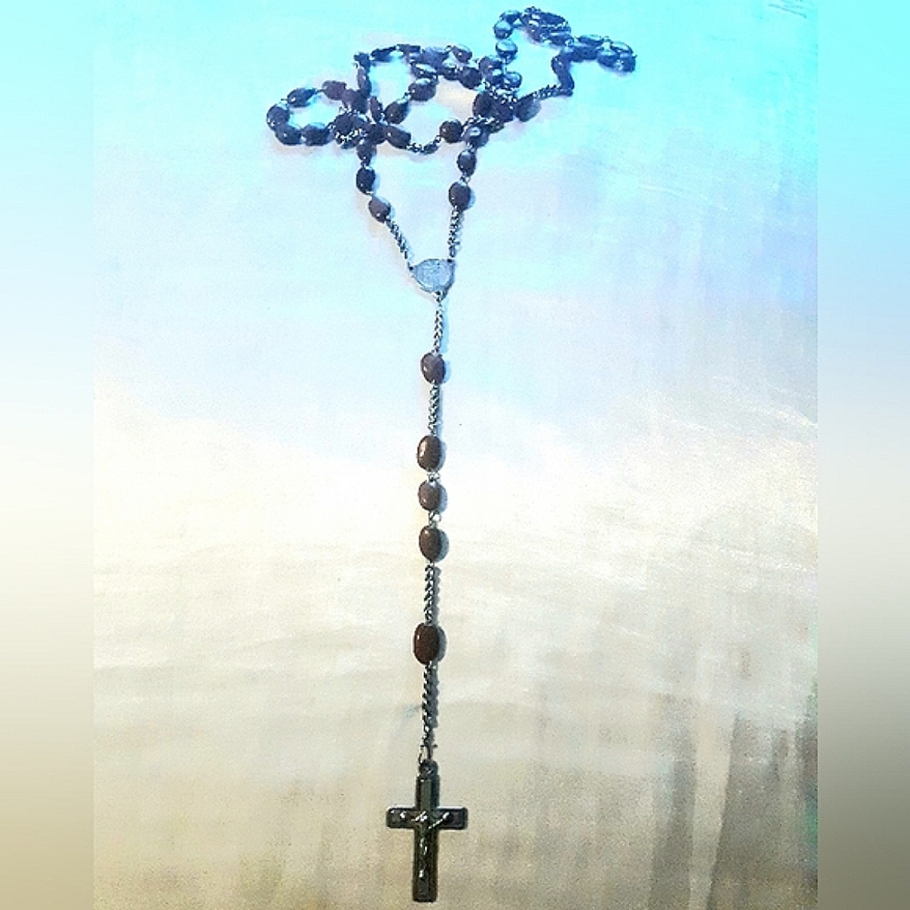 3 Vintage Rosary Turn of The Century featuring Cut Glass, Wood & Carved Bone - Picture 4 of 9
